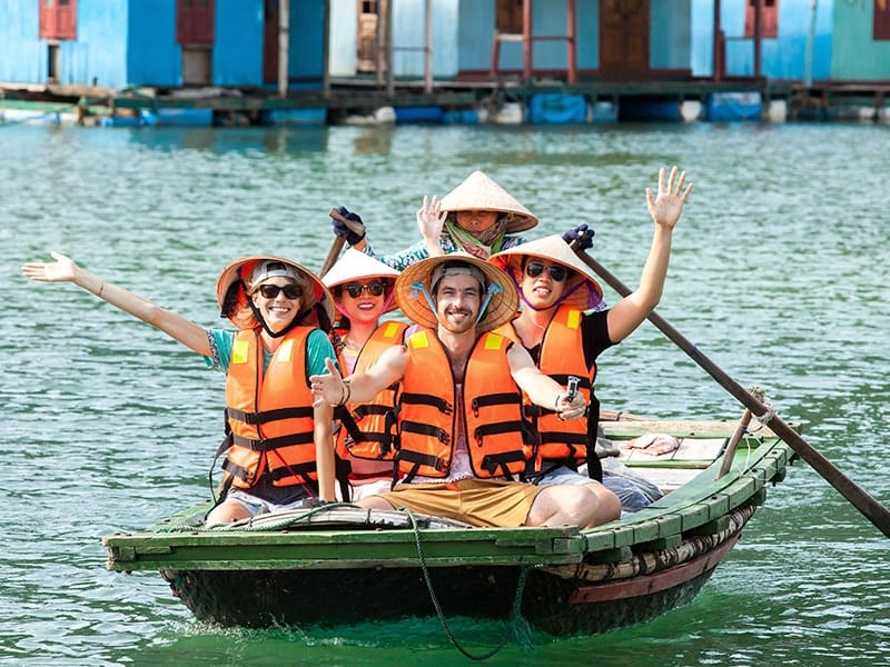 how many days in halong bay