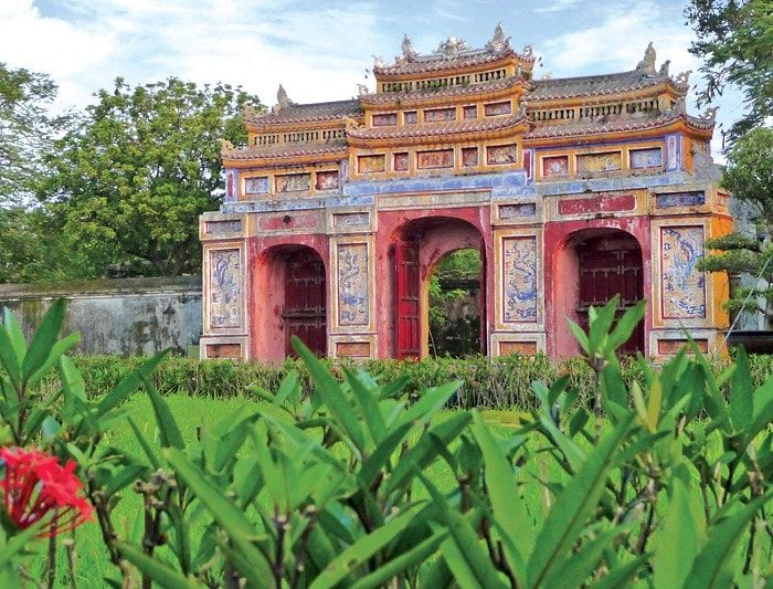 vietnam hue citadel contrast of colours